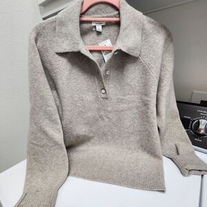 J. Crew Women's Beige V-Neck Sweater